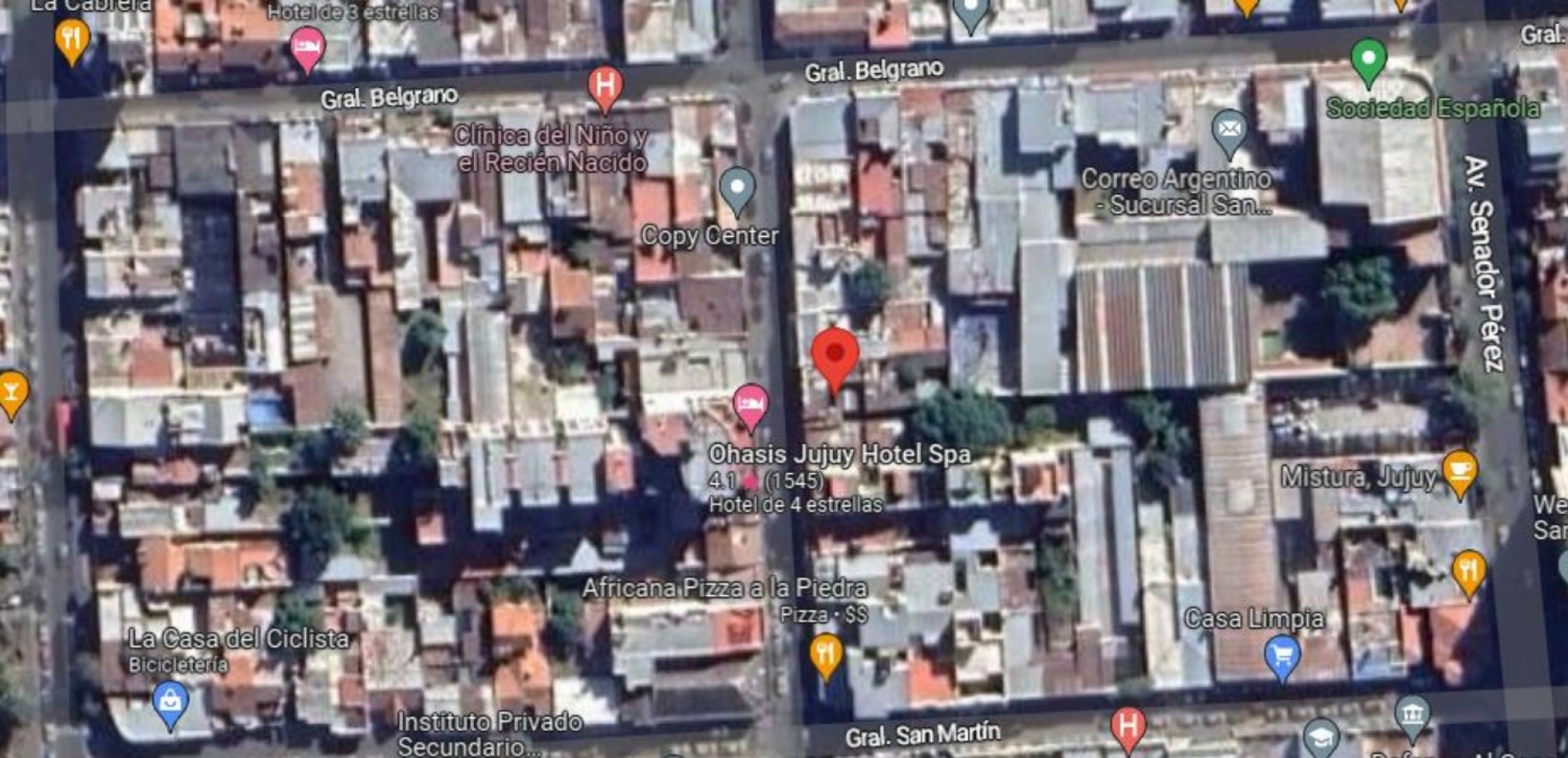 ALQUILO y/o VENDO CASA ANTIGUA EN EL CENTRO.
