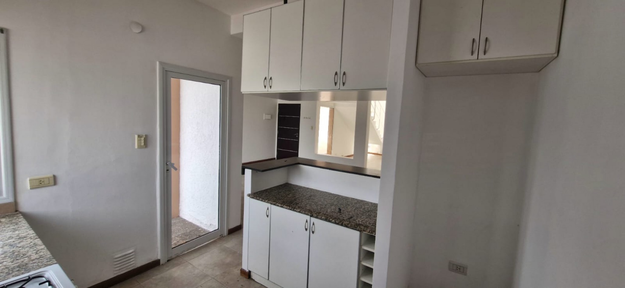 VENDO DUPLEX EN B° BAJO LA VIÑA