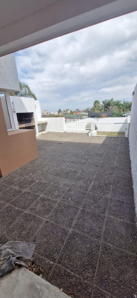 VENDO DUPLEX EN B° BAJO LA VIÑA