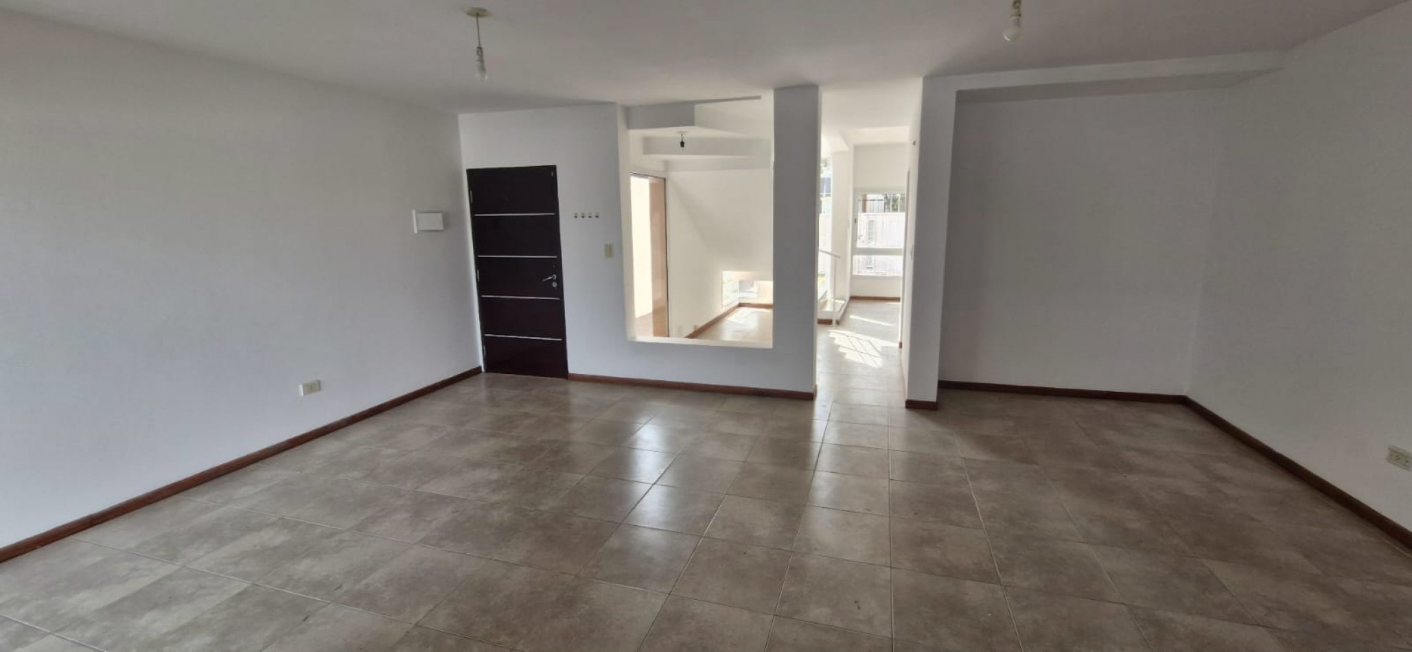 VENDO DUPLEX EN B° BAJO LA VIÑA