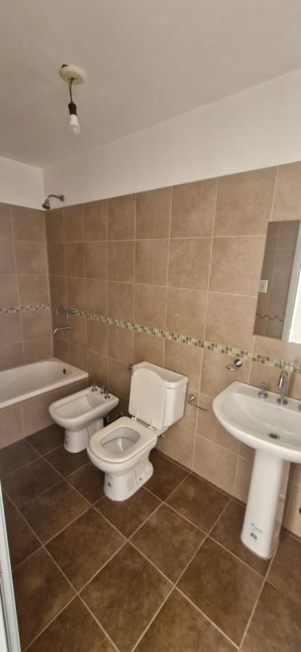 VENDO DUPLEX EN B° BAJO LA VIÑA