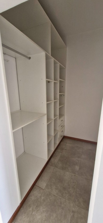 VENDO DUPLEX EN B° BAJO LA VIÑA