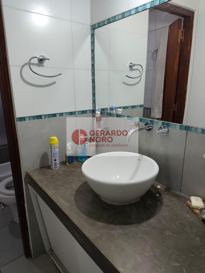 VENDO CASA EN B° BAJO LA VIÑA. #AptaCredito  