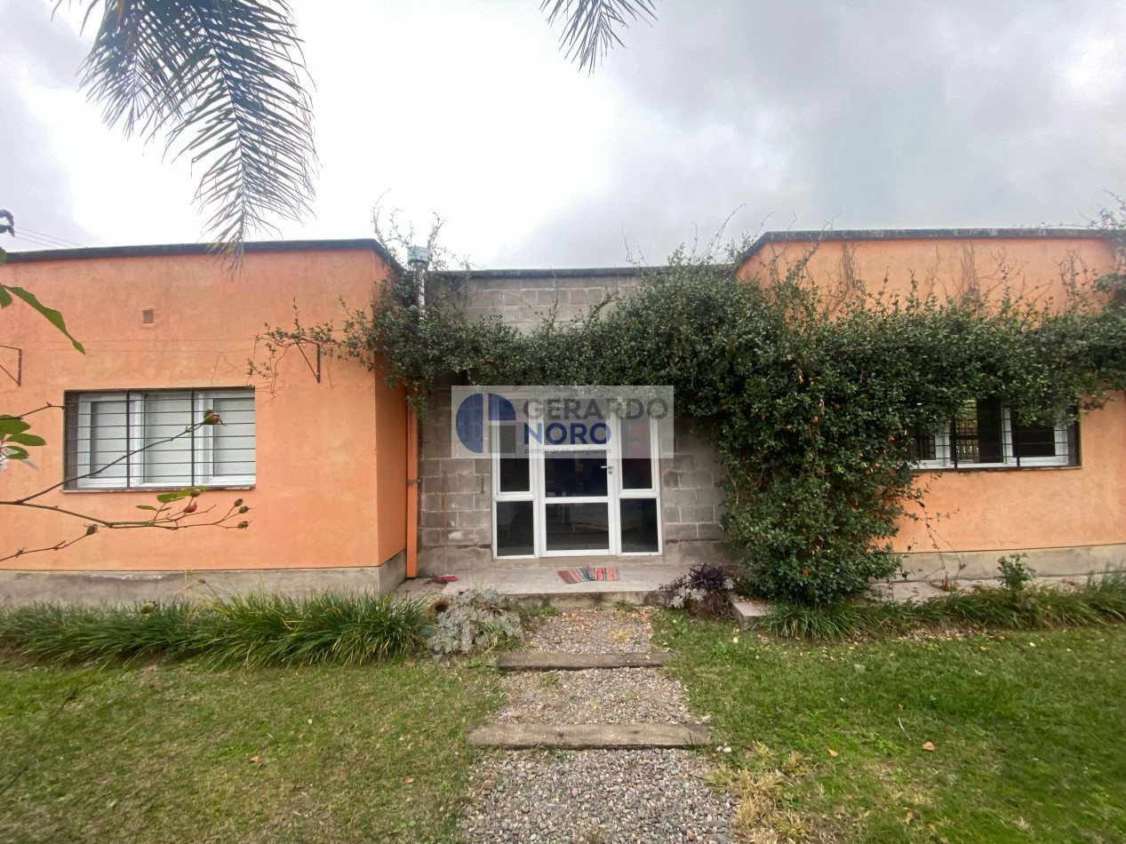 CASA EN VENTA EN B° TRES QUEBRADAS, VILLA JARDIN DE REYES