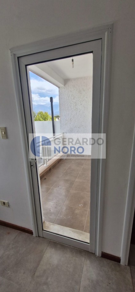 VENDO DUPLEX EN B° BAJO LA VIÑA