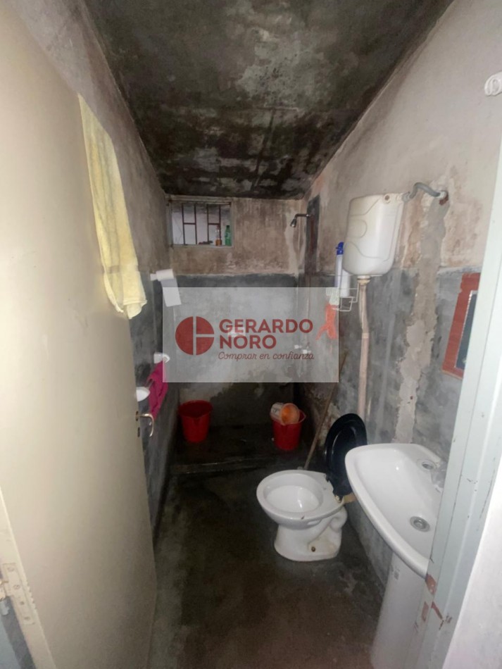 VENDO CASA EN B° ALTO COMEDERO.