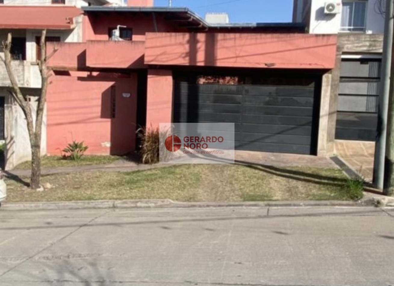 VENDO CASA EN B° BAJO LA VIÑA. #AptaCredito  